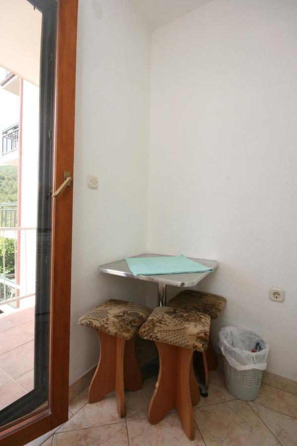 Apartments By The Sea Podaca, Makarska - 6874 Ngoại thất bức ảnh